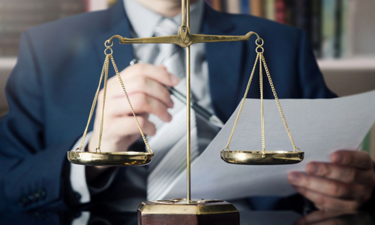 Right Boston Shareholder Lawyers